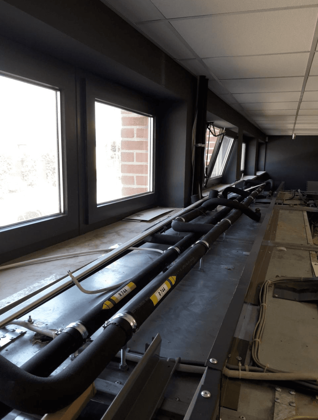 Instalacja rurociągów chłodniczych R744